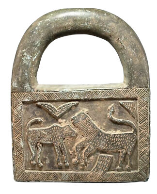 A Bactrian Chloride Stone Handled Weight 2nd Millenium BC Central Asia