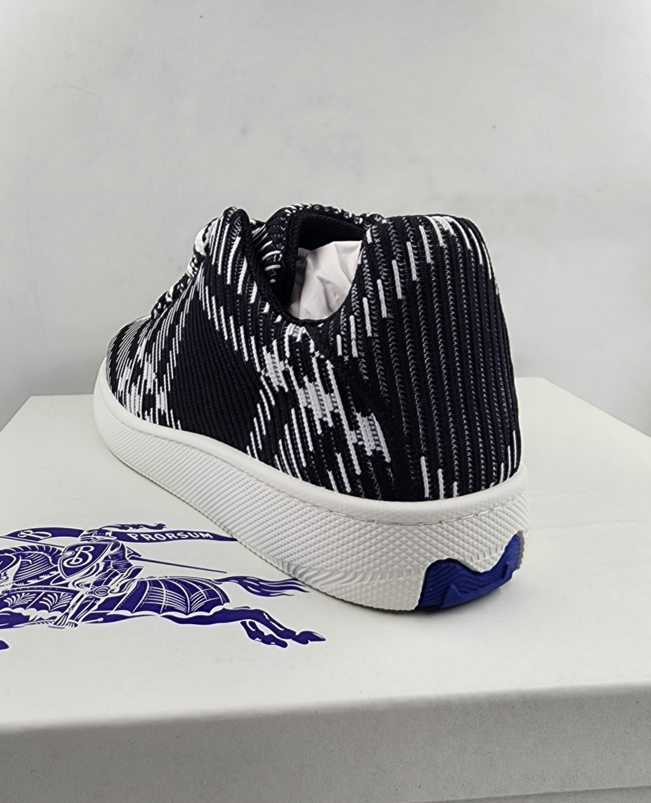 Burberry Check Knit Low Top Sneakers Men's 43/10US Black/White Lace Up Closure - Picture 12 of 17