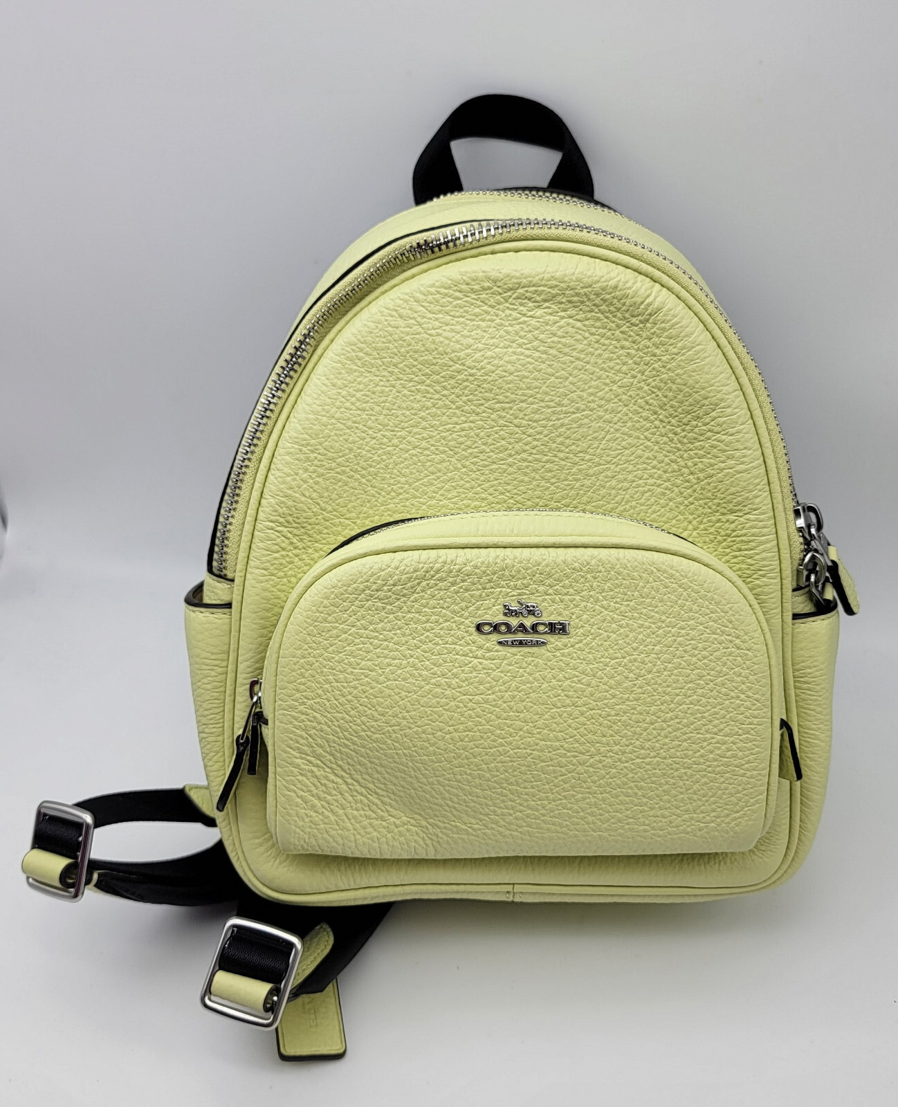ハロハロ様 新品 未使用 COACH C8603 シンプル ミニリュック ハロハロ様 新品 未使用 COACH C8603 シンプル ミニリュック