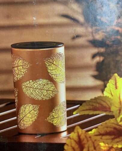 allen + roth,  7.5" Laser Cut Leaf Design Solar LED Accent Lamp Light