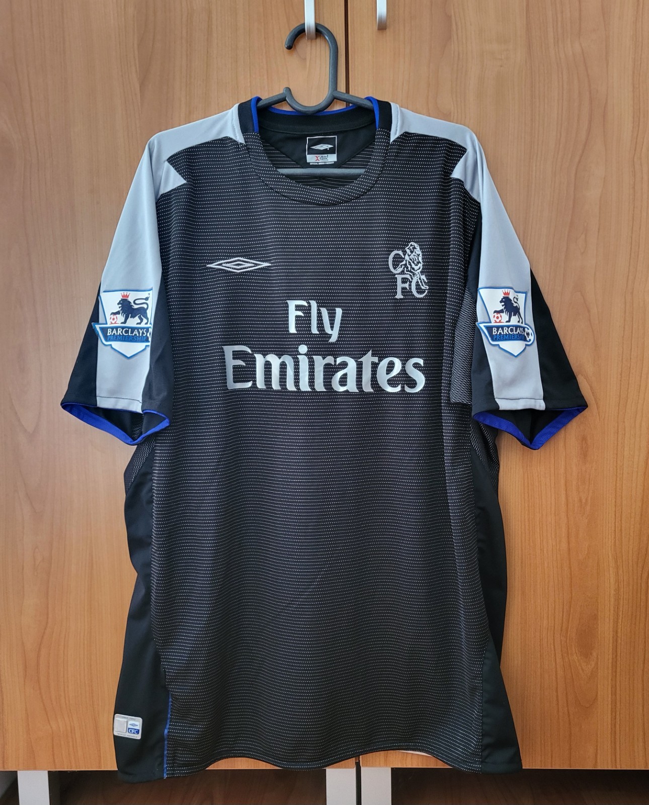 ウェア umbro 04/05 chelsea away game shirt M CHELSEA 2004 2005 Away Football Shirt Soccer Jersey Umbro Sz