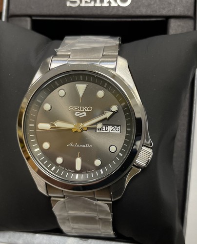 Pre-owned Seiko 5 Automatic Men's Watch Steel Bracelet Day-date Srpe51 Made In Japan