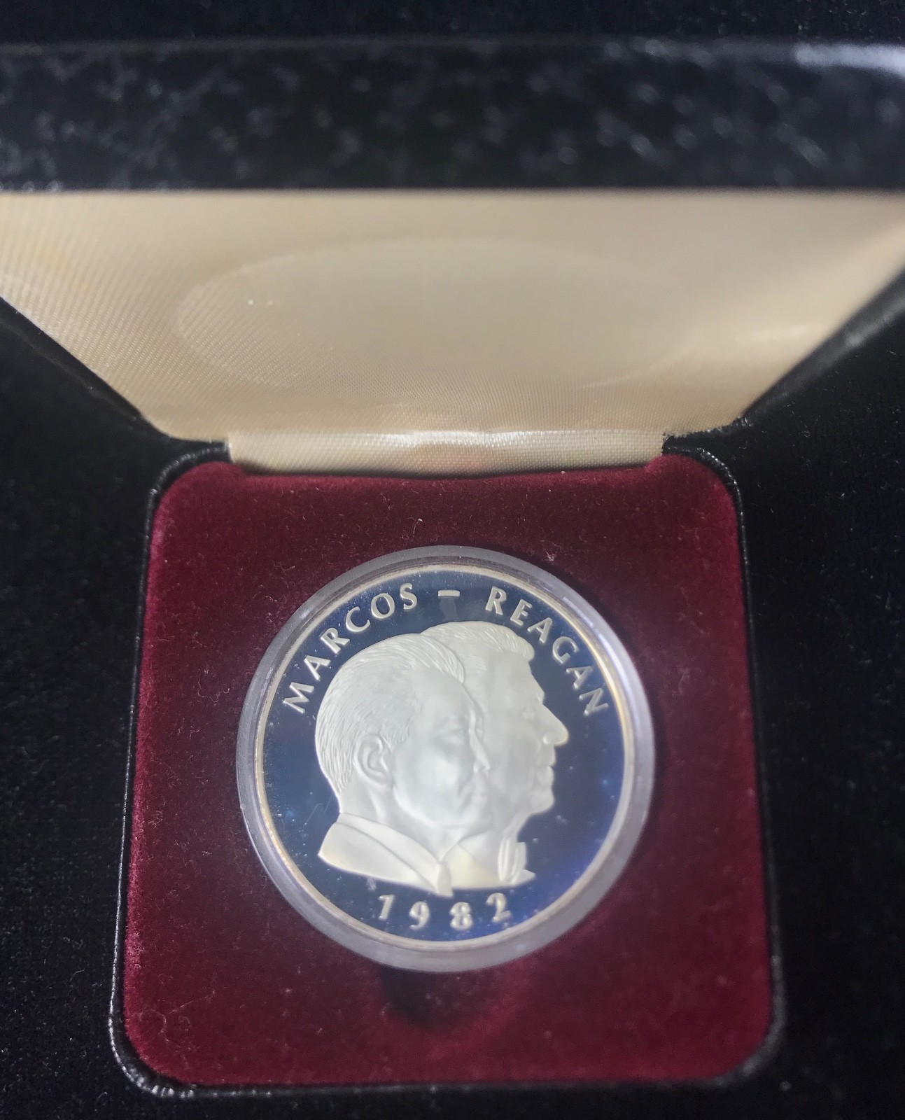 1982 Philippines 25 Piso Proof ~ Marcos / Reagan ~ Silver ~ KM#235 ~ Mintage 250