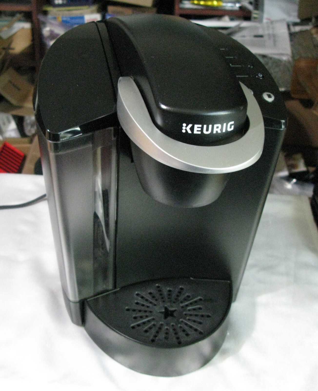 【新品•未使用•未開封】KEURIG BS300 キューリグ BS300コーヒー抽出機 コーヒーメーカー※K-CUPSU3192Z