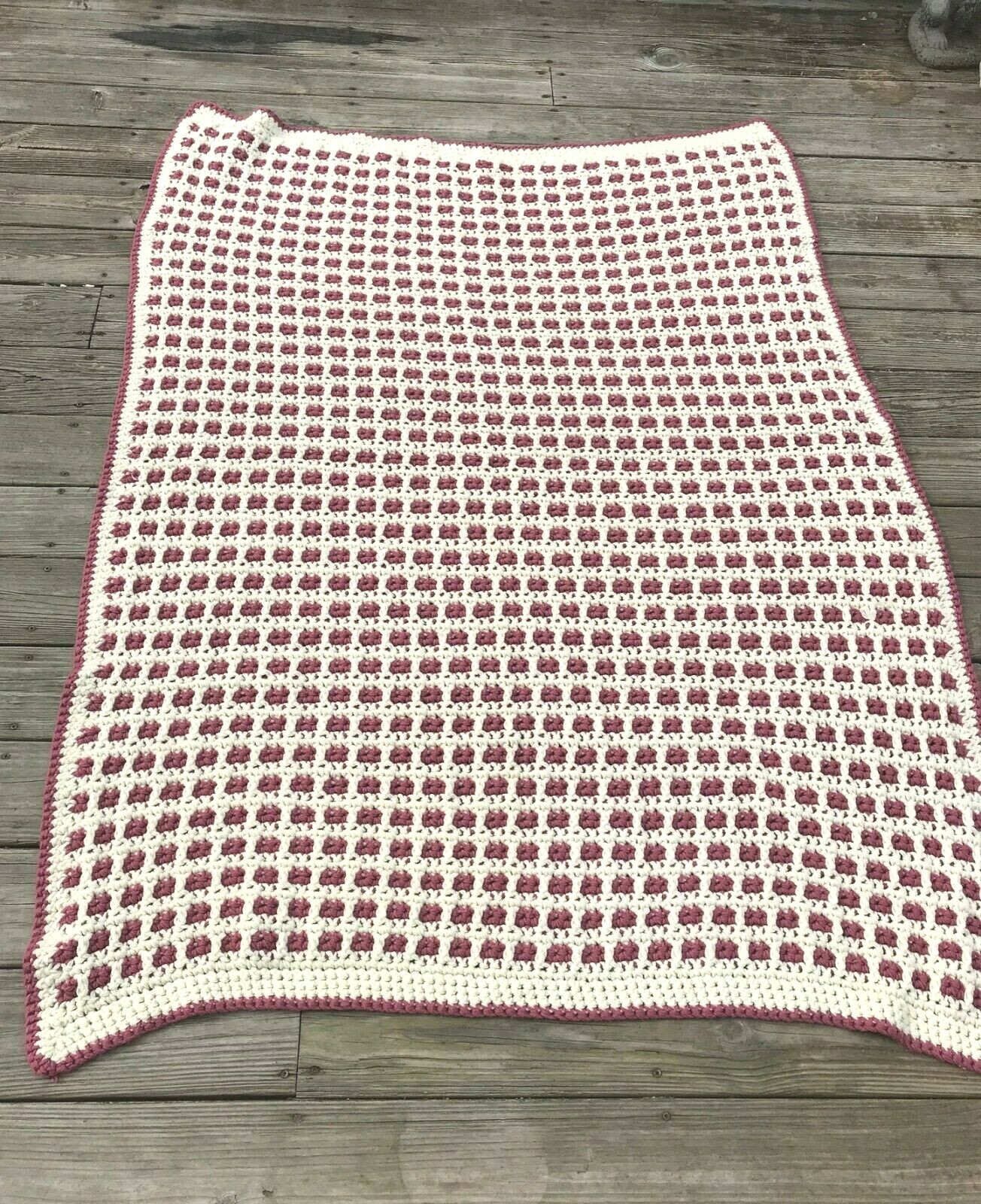 vintage crochet thick warm Blanket 47x67 quilt crochet reversible mauve white