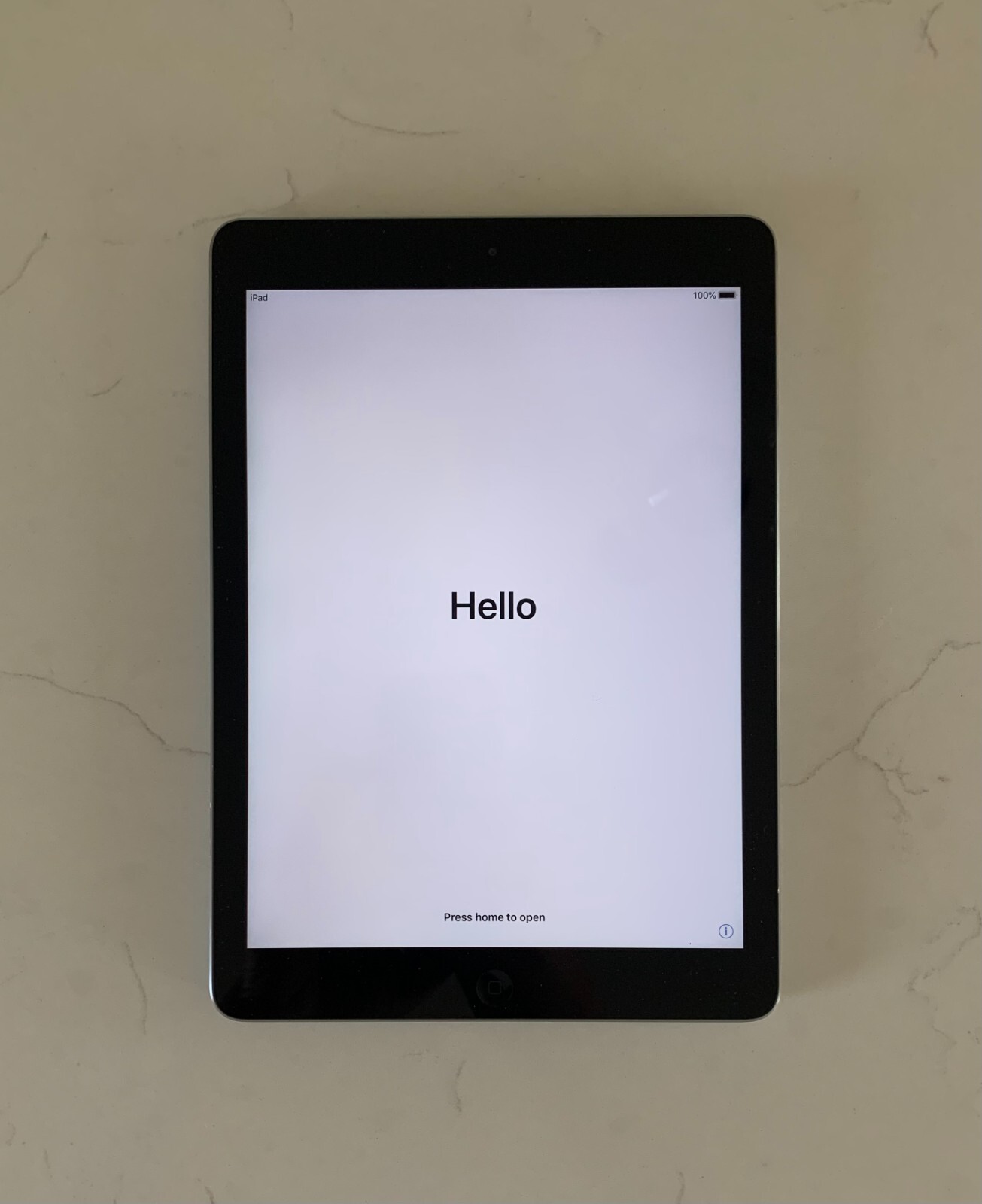 Restored Apple Ipad Air A1474 Wi-Fi (MD790LL/A) Silver