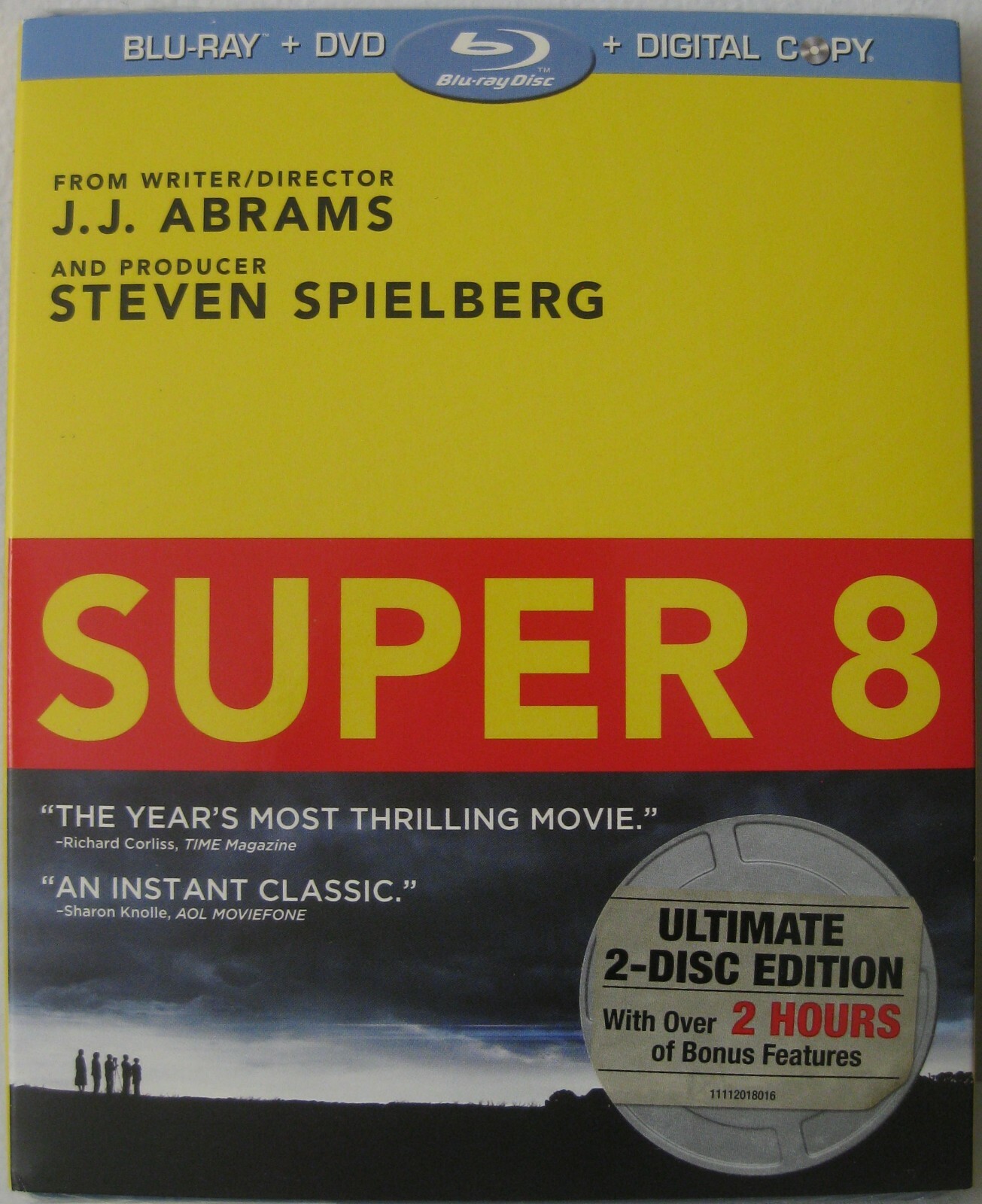 Super 8 (Blu-ray/DVD, 2013, 2-Disc Set, Includes Digital