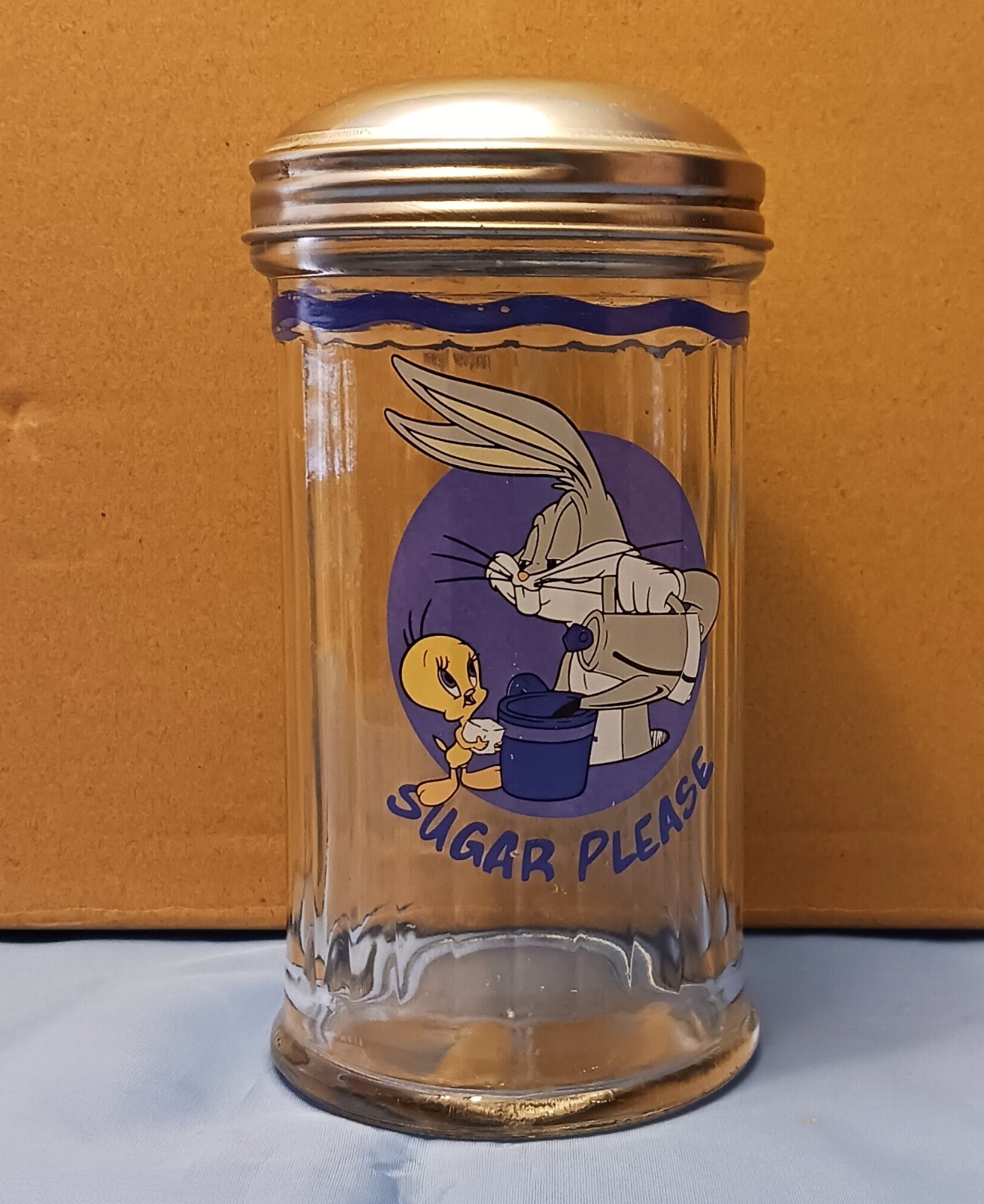 1998 Warner Brothers Tweety Bird & Bugs Bunny Dispenser