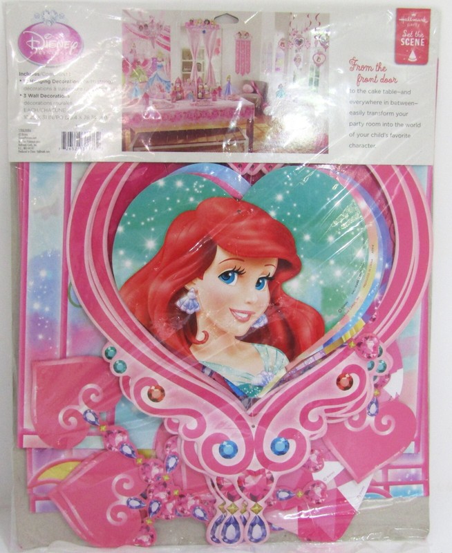 Hallmark Disney Princess Room Transformation Kit, 33 Decorations.