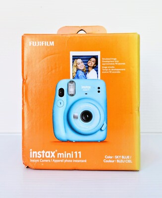 Fujifilm Instax Mini 11 Instant Camera (Sky Blue) New in Box