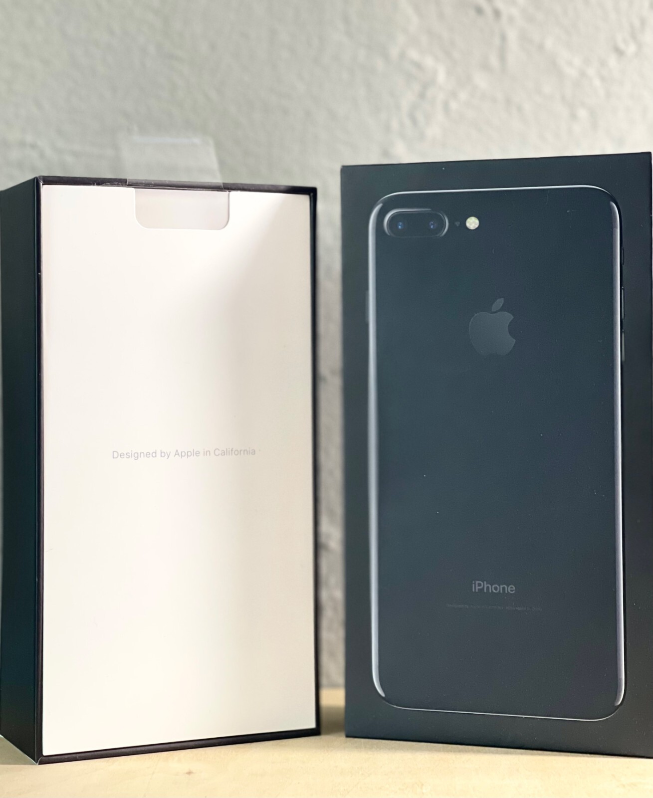 iPhone 7 Plus ジェットブラックSiMフリー 128GB ジャンク品 iPhone7 128GB ジェットブラック（ジャンク品？）ケース付き