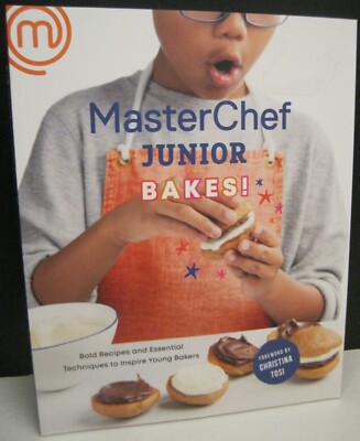 MASTER CHEF JUNIOR BAKES! SOFTCOVER COOKBOOK TECHNIQUES TO INSPIRE YOUNG BAKERS!
