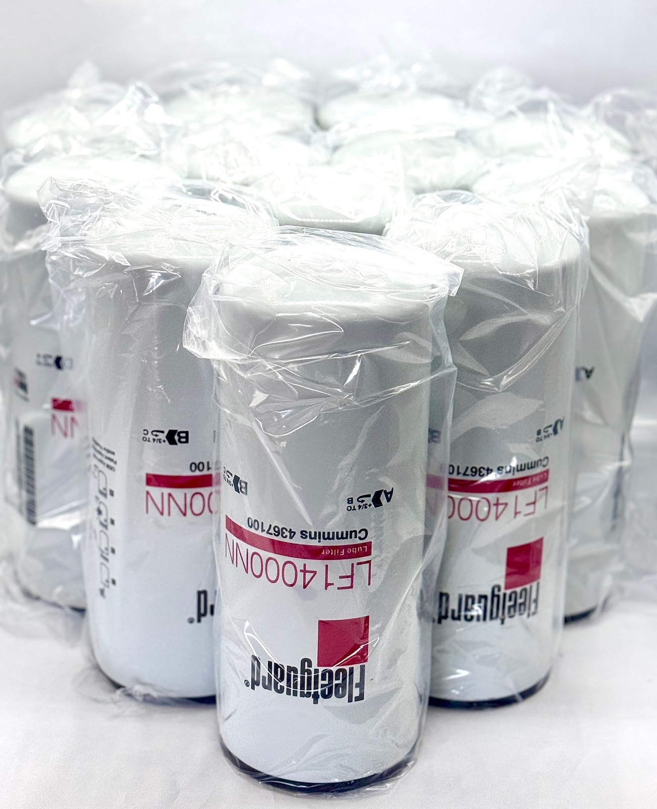 12 pack Engine OIl Filter FleetGuard LF14000NN ISX M11 ISM QST30 4367100