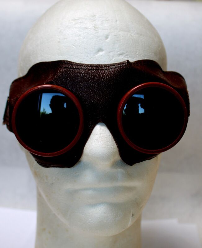 Vintage Rare Authentic USSR Army Military Protective Goggles in Metal Case #40
