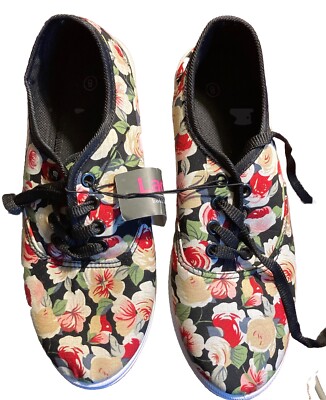Bobbie Brooks Women Nwt Size 8 Floral Canvas Black Multicolor Lace Up Sneakers