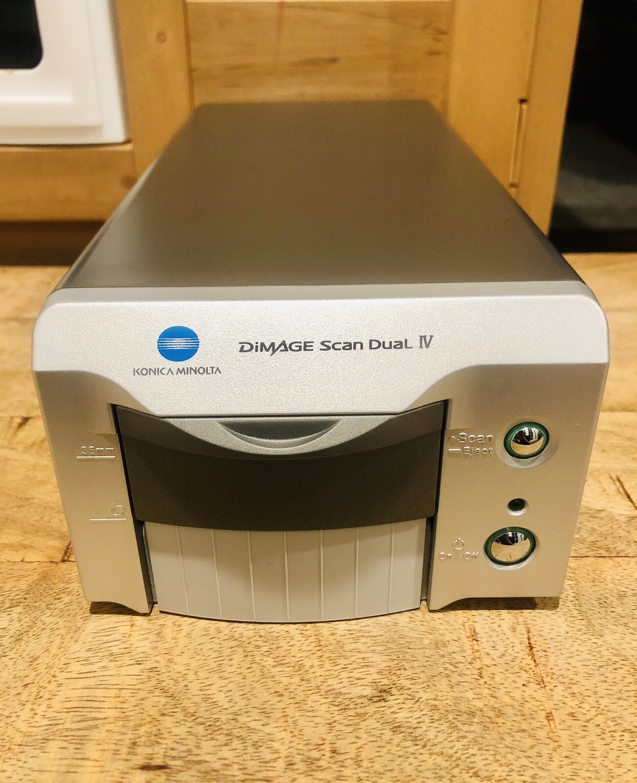 Сканер einscan pro hd. Сканер minolta dimage scan dual iii. Minolta dimage scan dual iv. Dimage scan dual. Сканер minolta dimage scan dual f-2400.