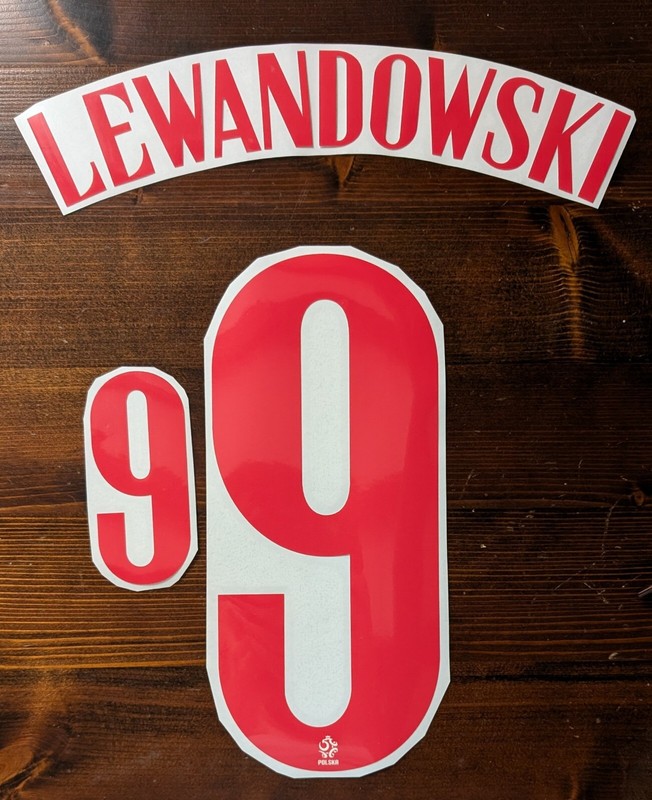 Kit / Lewandowski #9 /Polska / Home 2020 2022 Pologne