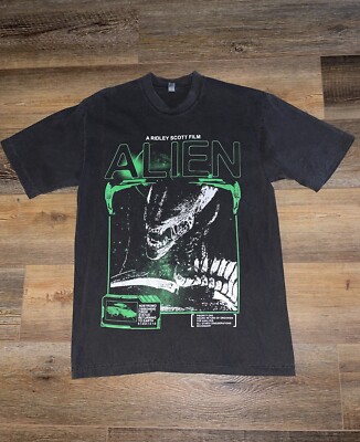 Alien ridley scott RARE Graphic Tee Vintage Black Mens Medium