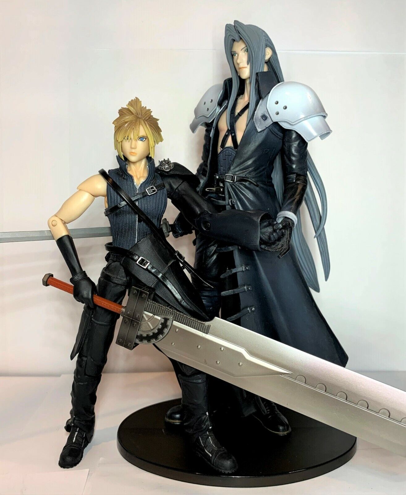 Final Fantasy VII Advent Children Play Arts Kai- Cloud