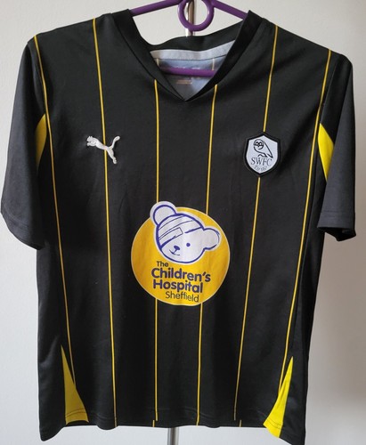 Sheffield Wednesday 2010 - 2011 Away football Puma shirt