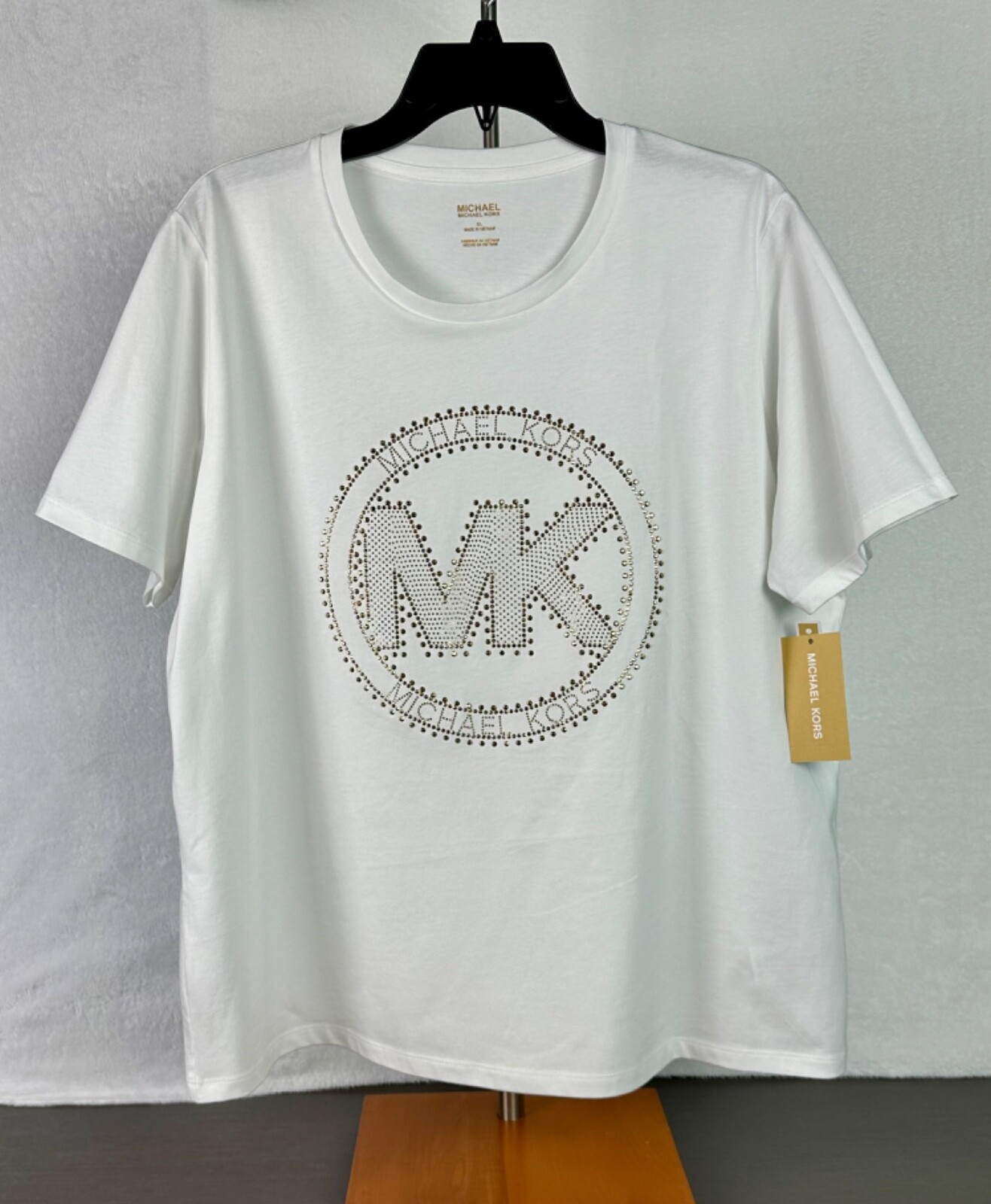 Andmary Mary logo tops white andmary Dot mary logo tops WHITE