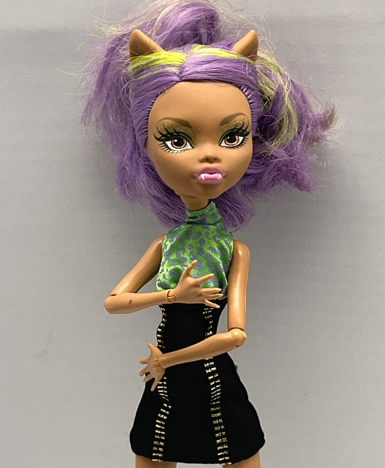 Monster High Doll, Clawdeen Wolf with Accessories and Pet Dog, Posable  Fashion Doll with Purple Streaked Hair