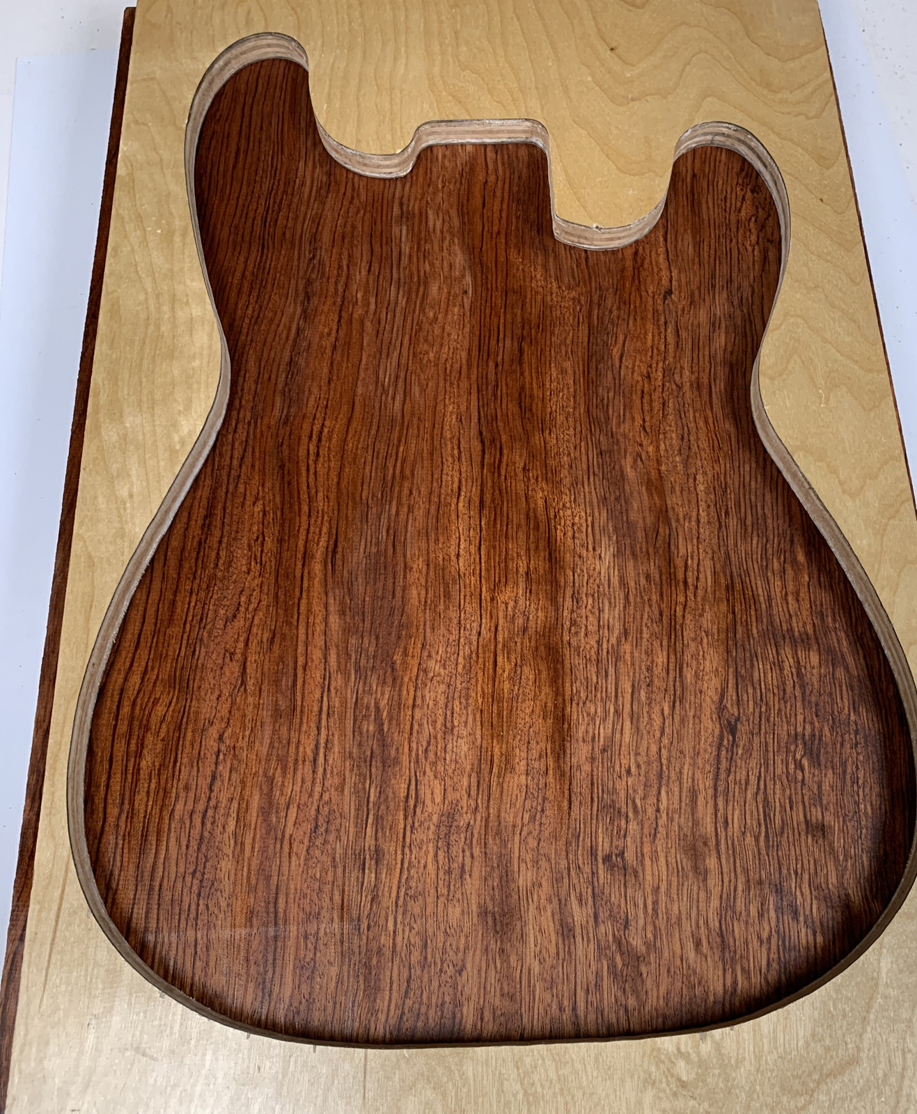 ギター Bogner harlow Bubinga Wood Finish ギター Bogner