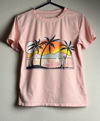 UNBRANDED SUNSET PALM TREES SILHOUETTE WOMEN'S T-SHIRT PINK SIZE S/M PRE-OWNED