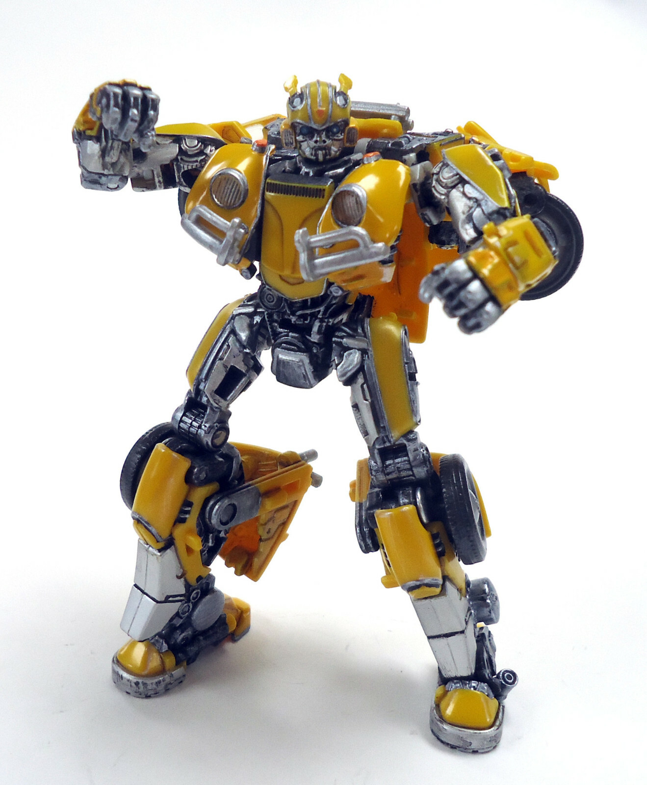 bumblebee 18 studio series