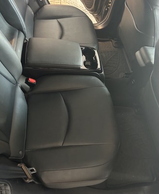 image 4 of interior