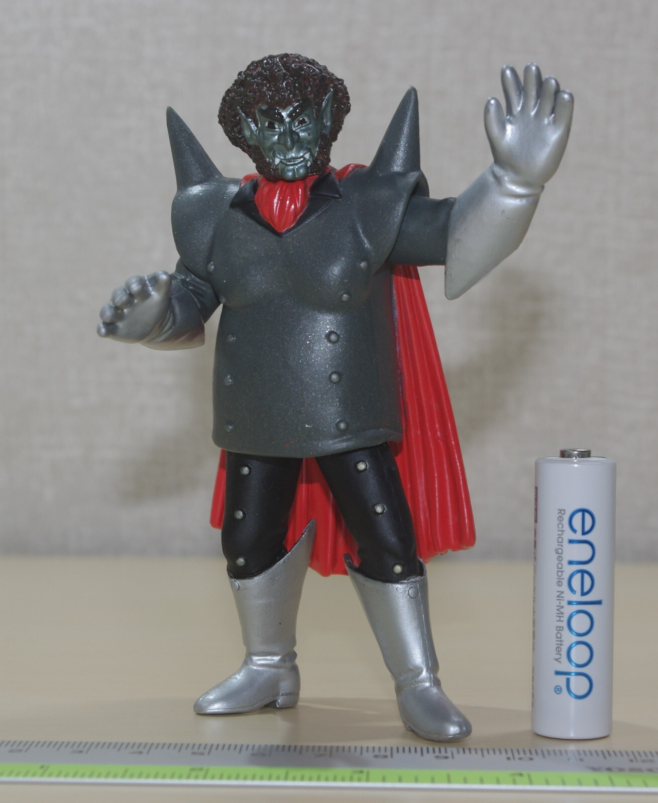 Goldar [ The Space Giants ( 1966 ) ] : Monstruos del Espaci [ Maguma Taishi ]