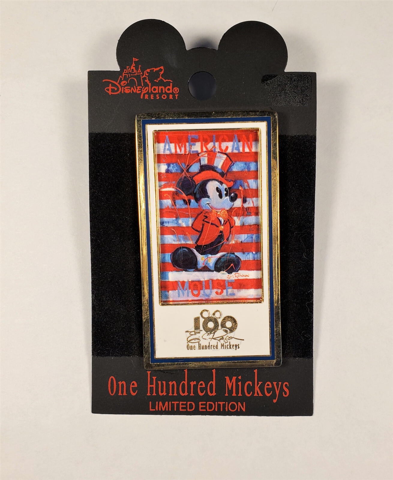 ＭＩＣＫＥＹ MK−565E New Authentic SWAROVSKI Crystals Disney Mickey Key Ring