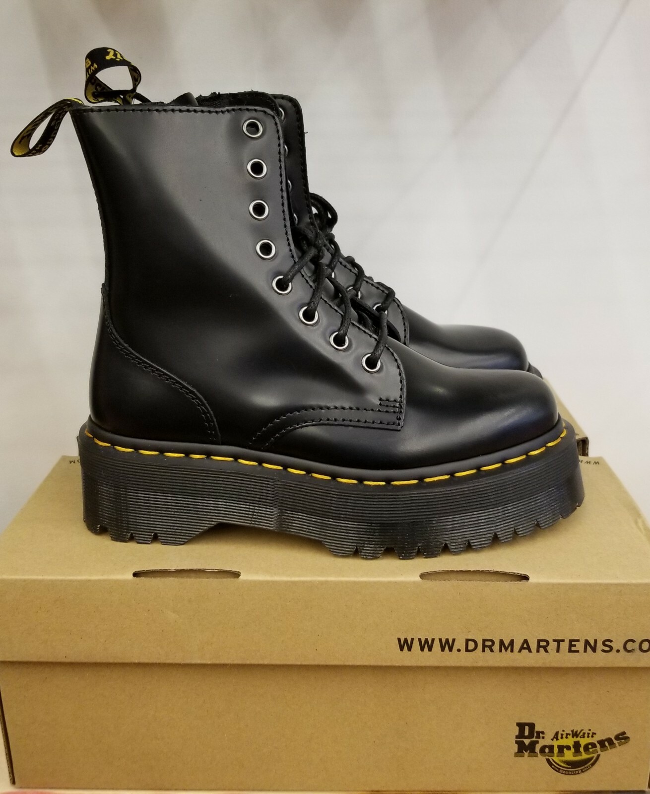dr martens bianca boots