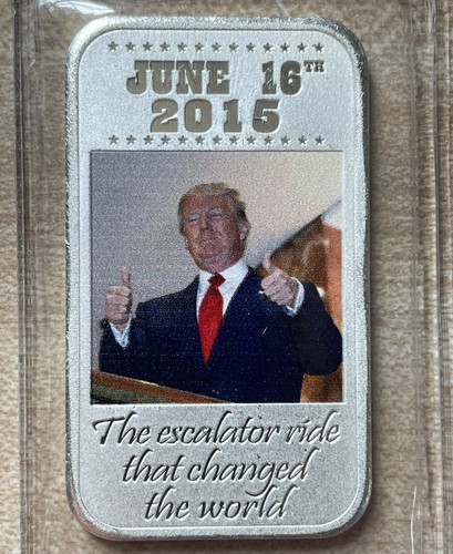 neighborhood CHAMBER Donald Trump トランプ $_12.JPG?set_id=880000500F