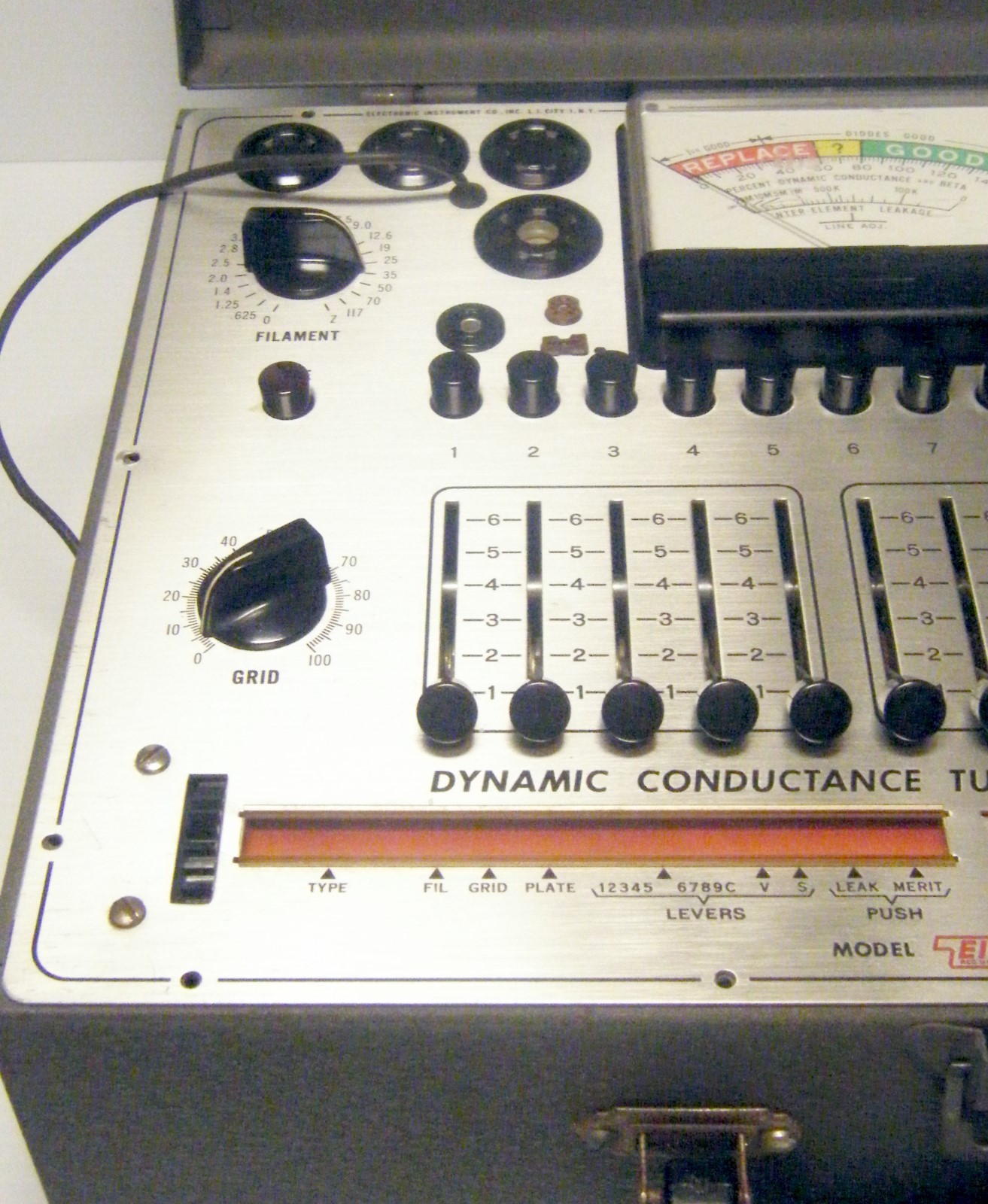 Vintage Eico Tube Tester Very Rare Model 666  Excellent Condition 1956