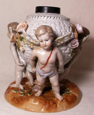 Sitzendorf or Schierholz Antique Porcelain Oil Lamp Putti Base Basketweave Font