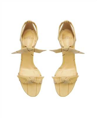 Pre-owned Alexandre Birman Women's Clarita Curve Beleaf 60 Sandal In Vanilla - Size 9 In Yellow