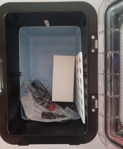 Glaceglow portable make-up fridge, mini fridge, skin care/cosmetic fridge, black