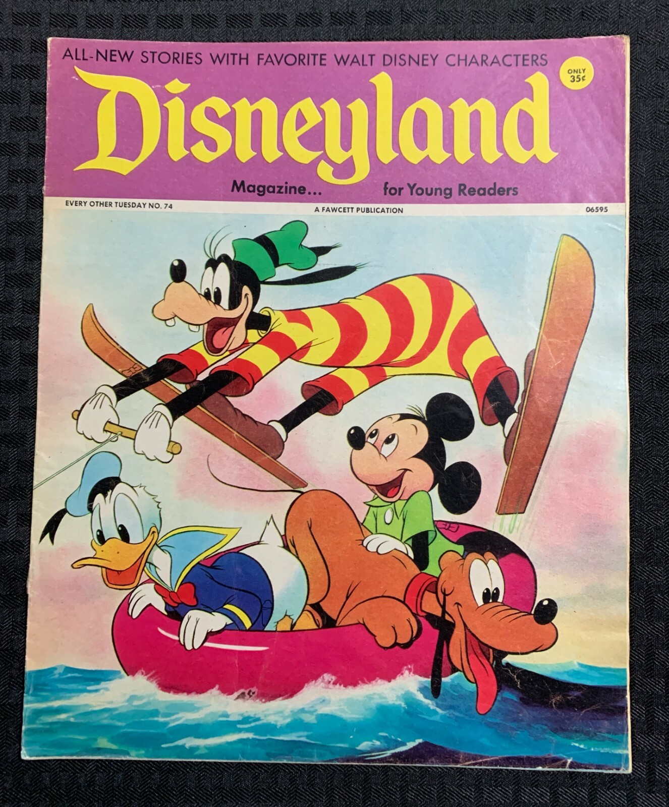 1973 Walt Disney DISNEYLAND Magazine #74 VG+ 4.5 Mickey