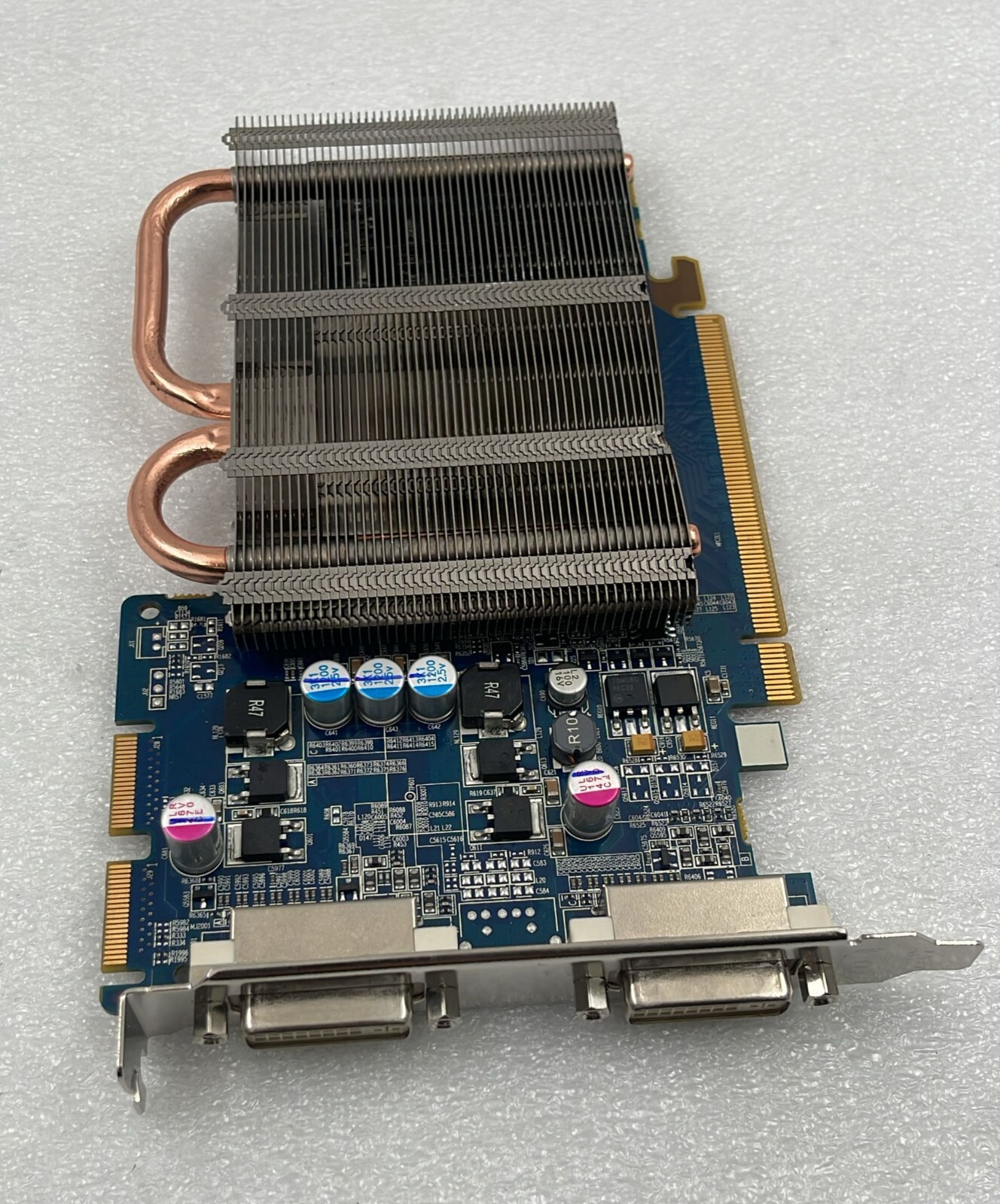あち。 Amd Radeon 4890 Sapphire AMD Radeon HD 4890 11150-09-21R