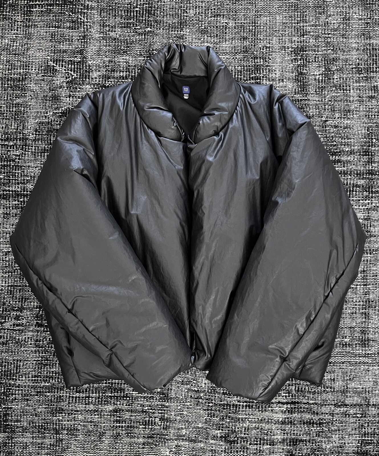 Yeezy Gap Round Black Balenciaga Jacket Size M - V1 Yzy Yeezy Gap Round Black Balenciaga Jacket Size M - V1 Yzy