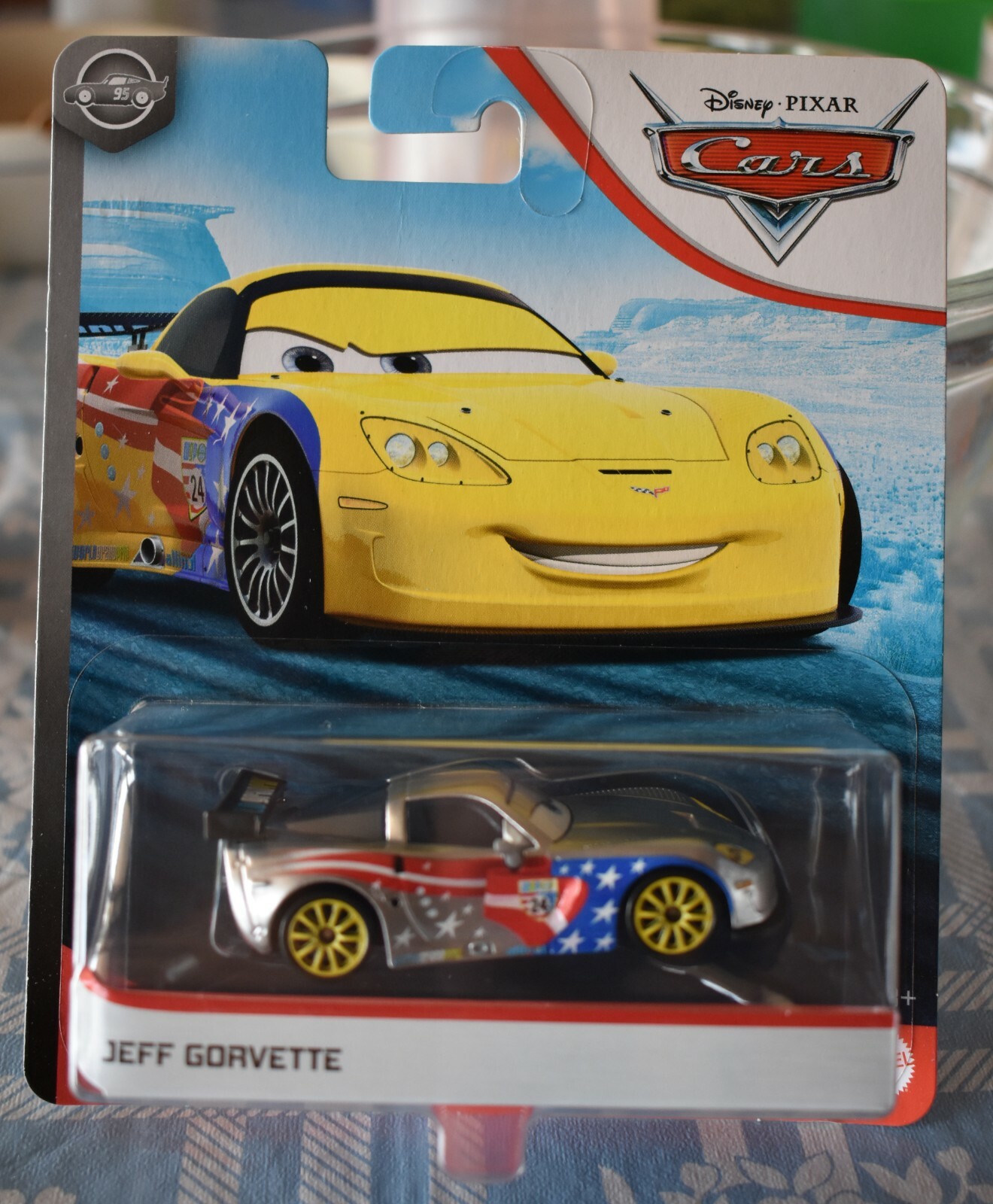 ギ*モ様 CARS3 JEFF GORVETTE カーズ ミニカー Disney/Pixar Cars 3 Jeff Gorvette & King Die-Cast Vehicles