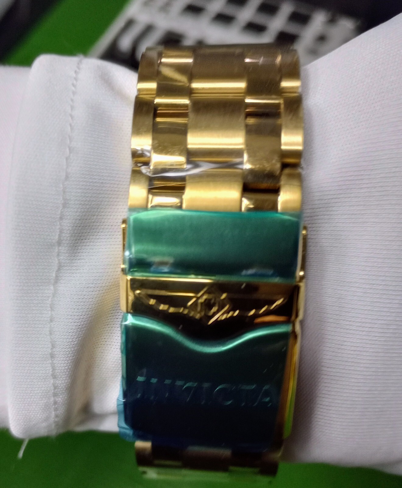 Pre-owned Invicta Star Wars Gold Watch Model 34853 Bracelet Gray Dial Limited & Genuine