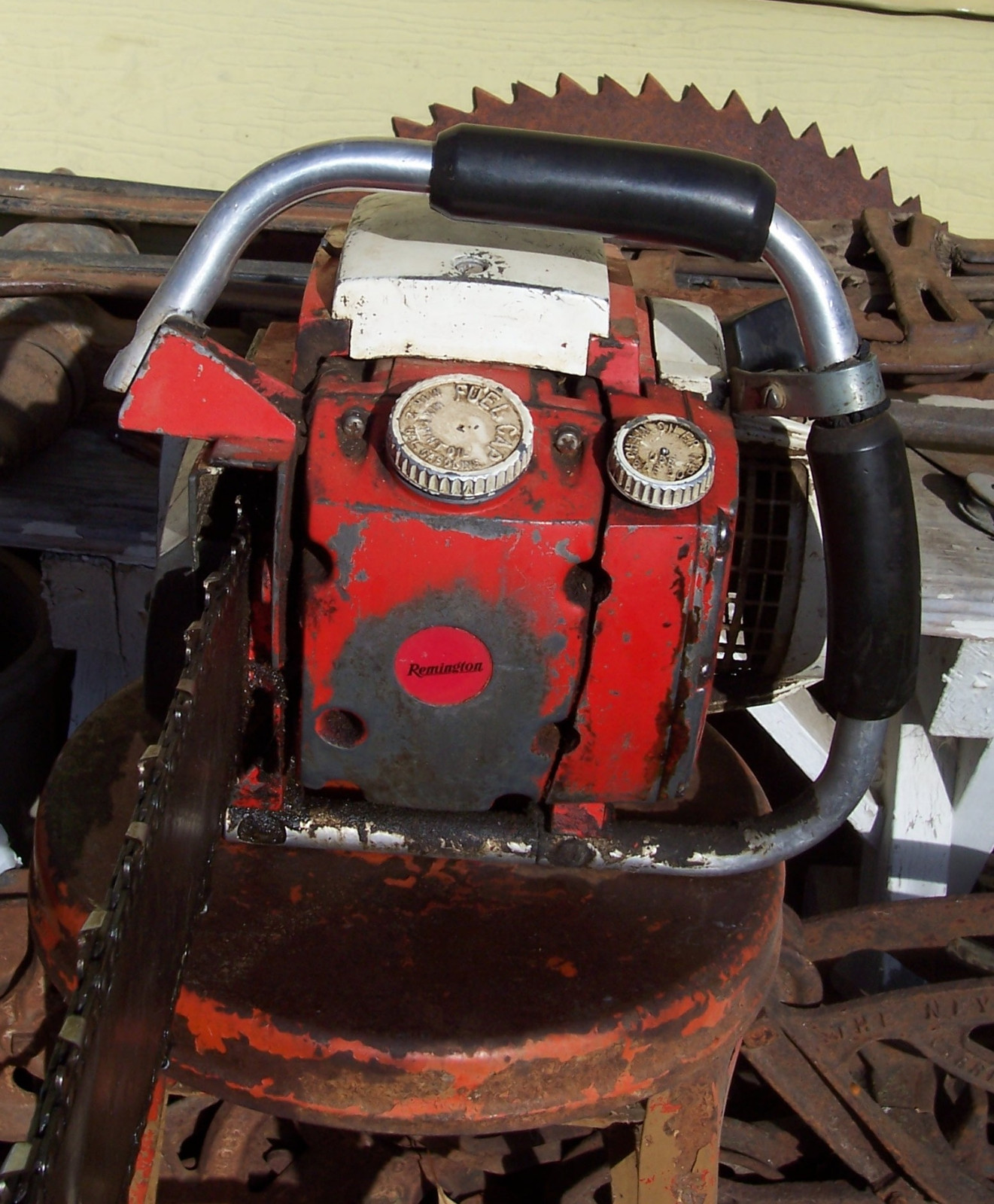 Vintage Remington Super 660 Chainsaw