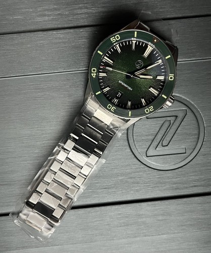 Pre-owned Zelos Spearfish 40mm Diver Antique Green Ss 200m Watch - Dealer & Warranty