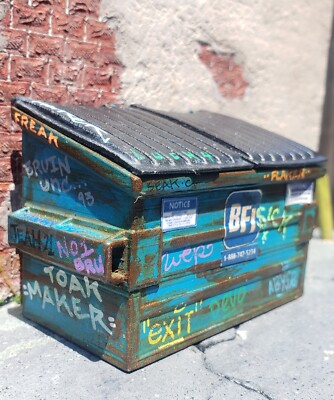 3D Printed 1/24 Scale Weathered Dumpster Trash Can store gas station Diorama