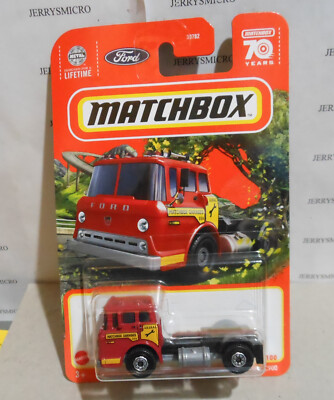MATCHBOX COUNTRY SERIES 1965  FORD C900 IN RED  #18/100