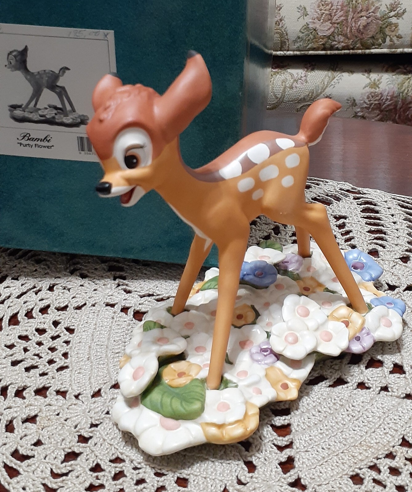 生産終了・希少　WDCC バンビ　Bambi Purty Flower Amazon.com: Bambi Purty Flower : Home & Kitchen