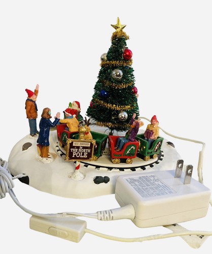 lemax　光る　クリスマス　サンタ　ジオラマ　ハウス　レマックス Lemax® Santa's Wonderland™: Santa's Village | Michaels