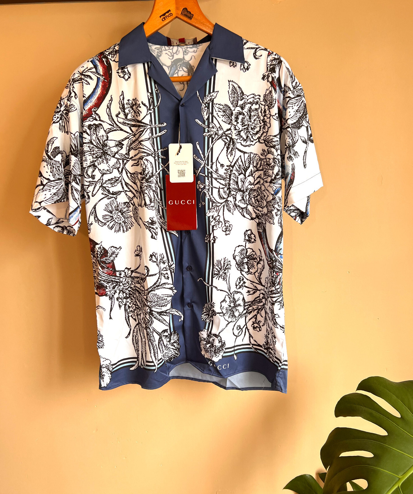 GUCCI - Diorタンク、GUCCITシャツ美品 GUCCI - Diorタンク、GUCCITシャツ美品の通販 by かずみん's